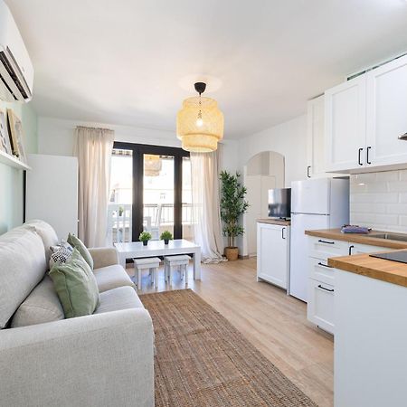 Holidays2Malaga Los Guindos 500 Mts From Beach And Promenade Екстер'єр фото