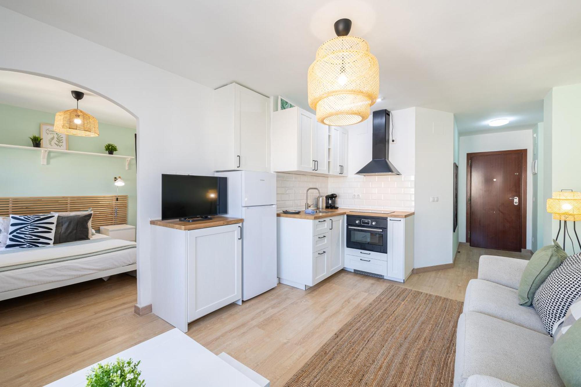 Holidays2Malaga Los Guindos 500 Mts From Beach And Promenade Екстер'єр фото