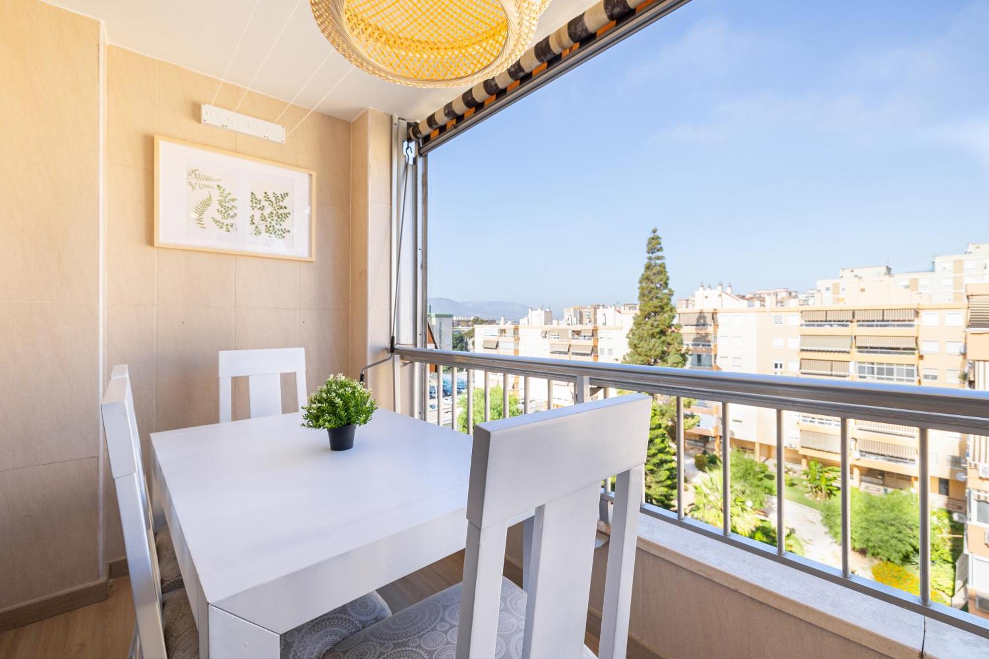 Holidays2Malaga Los Guindos 500 Mts From Beach And Promenade Екстер'єр фото