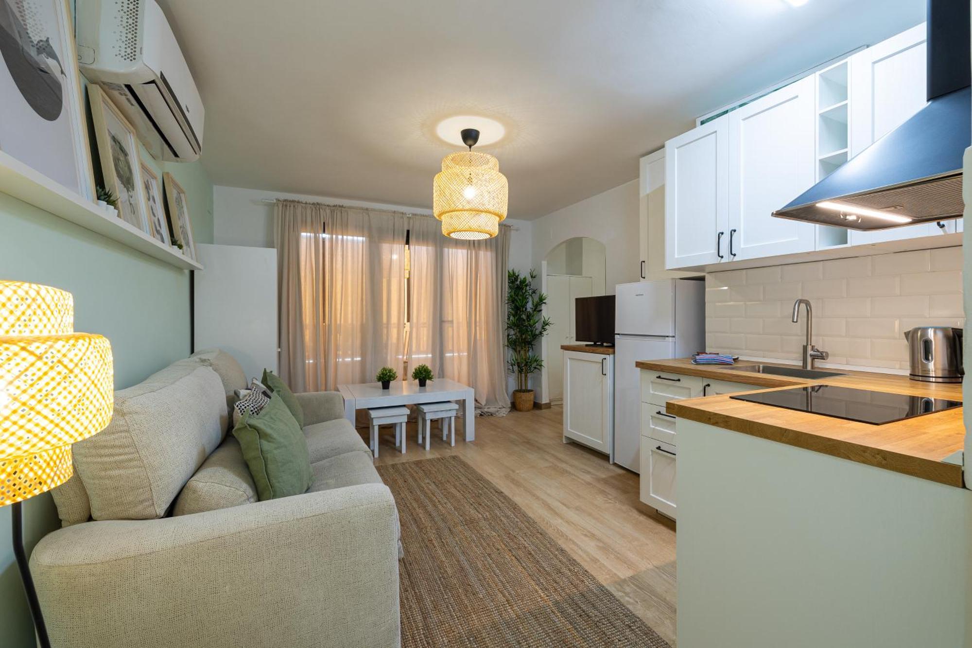Holidays2Malaga Los Guindos 500 Mts From Beach And Promenade Екстер'єр фото